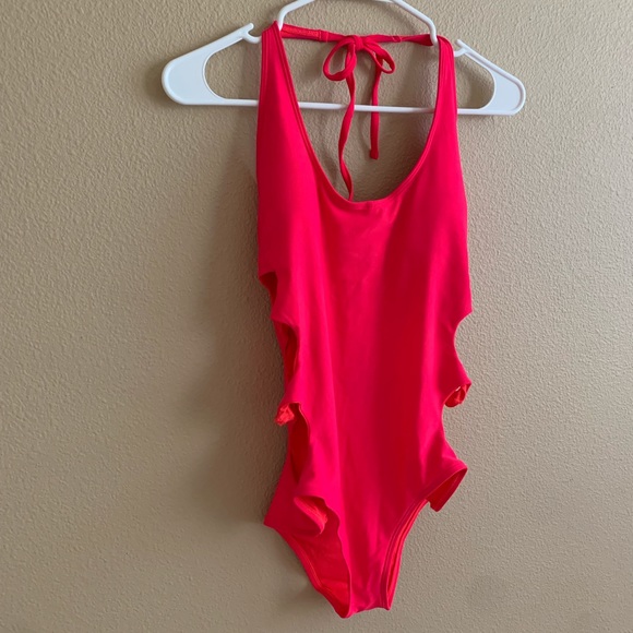 Aerie swim suit- one piece!! - Picture 2 of 6